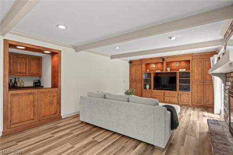 26270 Annesley Road Beachwood OH 44122