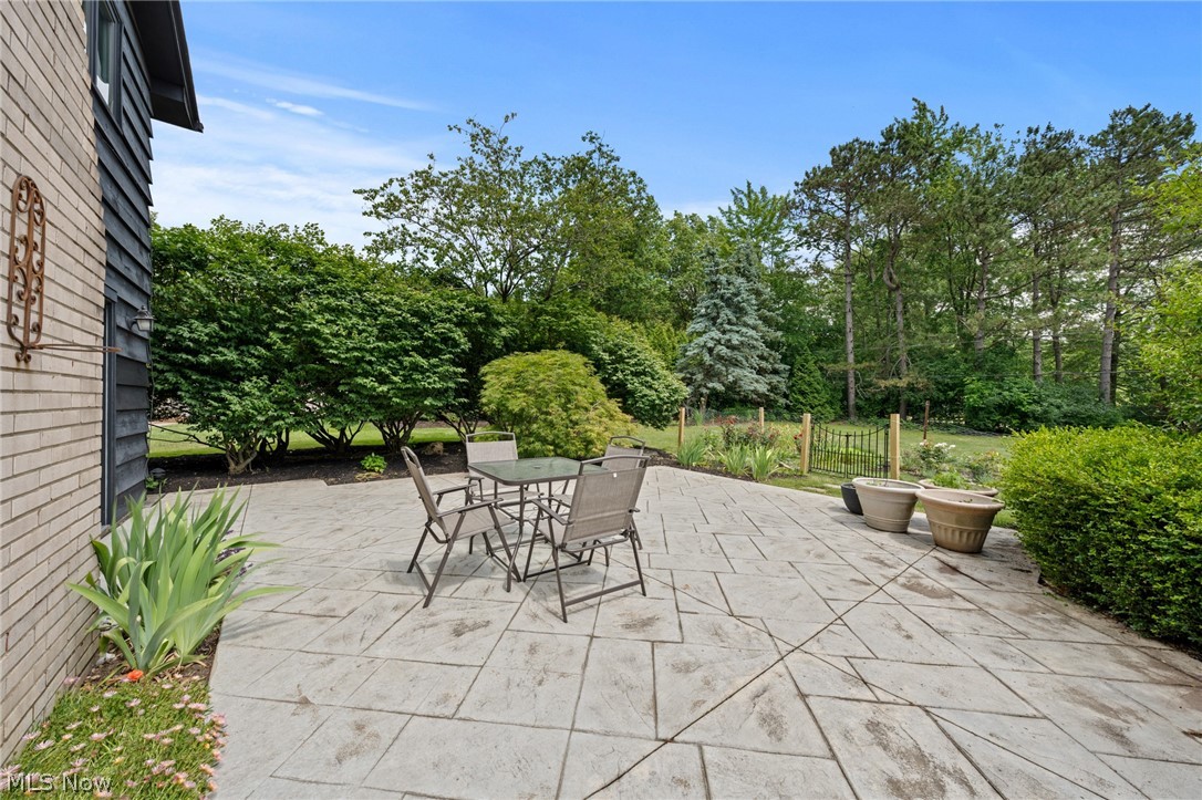 26270 Annesley Road Beachwood OH 44122