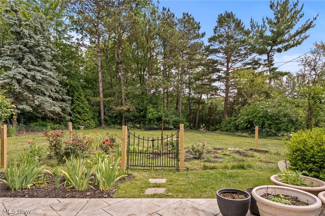 26270 Annesley Road Beachwood OH 44122