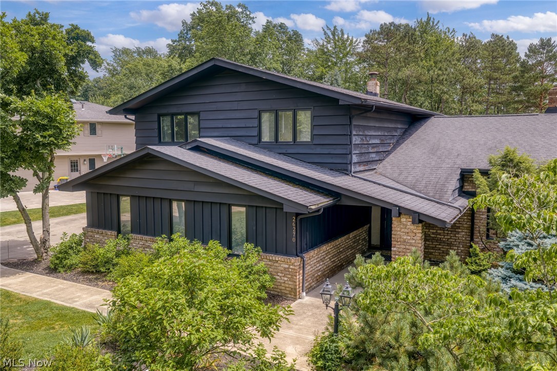 26270 Annesley Road Beachwood OH 44122