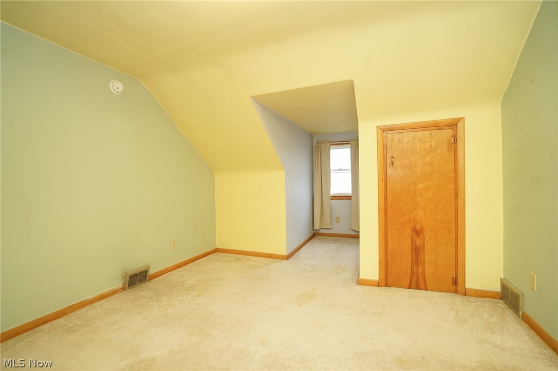 5581 E Calla Road E New Middletown OH 44442