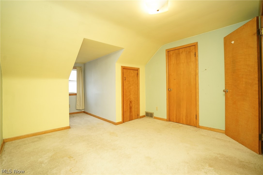 5581 E Calla Road E New Middletown OH 44442