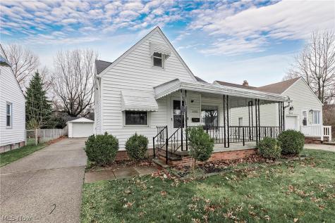 25370 Drakefield Avenue Euclid OH 44132