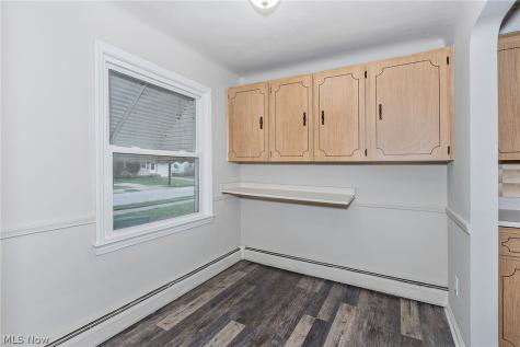 25370 Drakefield Avenue Euclid OH 44132