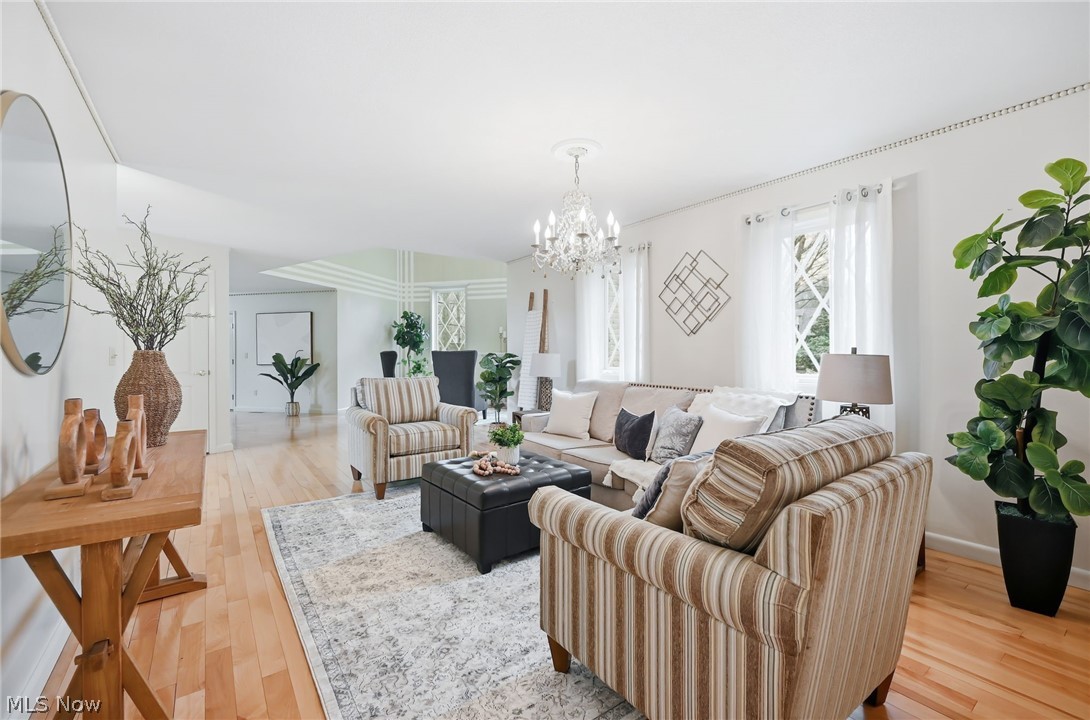 1887 Pearce Circle Salem OH 44460