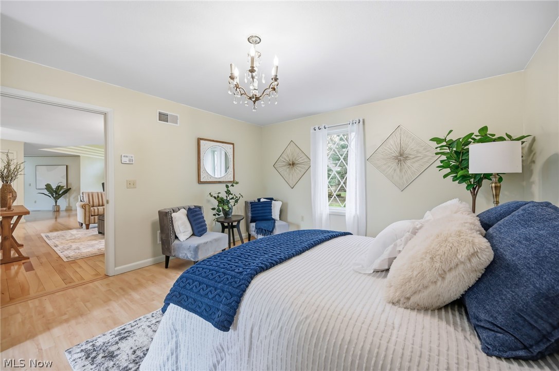 1887 Pearce Circle Salem OH 44460