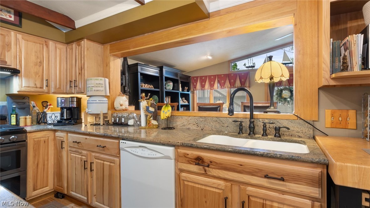 9186 Cherry Lane NW Mineral City OH 44656