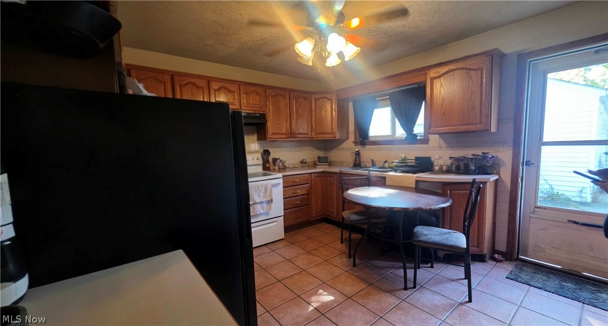 2425 Stephens Avenue NW Warren OH 44485