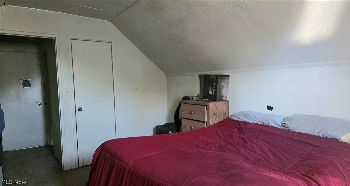 2425 Stephens Avenue NW Warren OH 44485