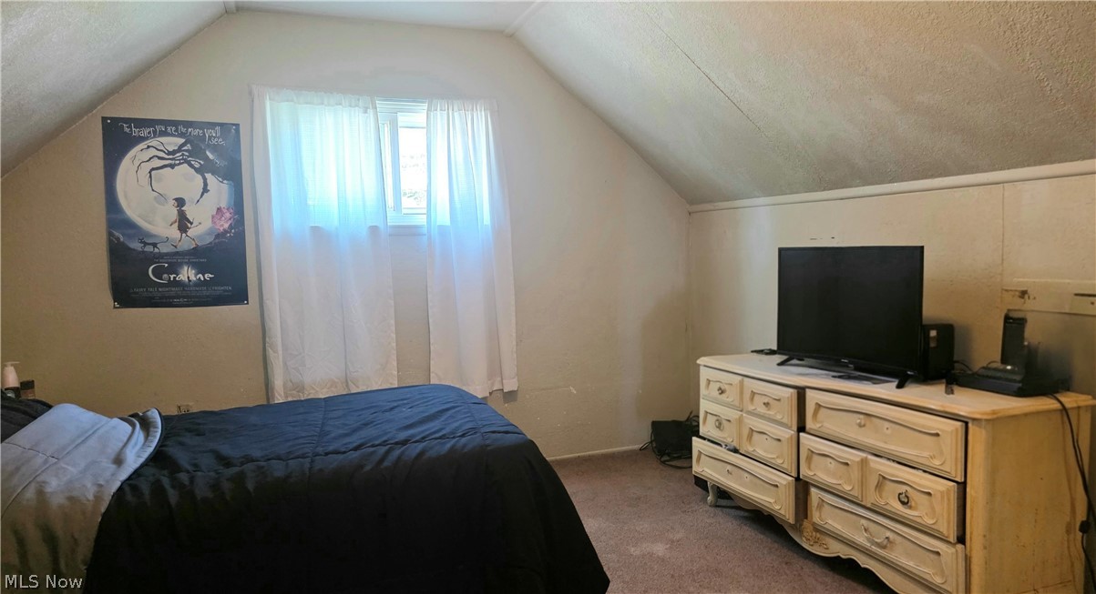 2425 Stephens Avenue NW Warren OH 44485