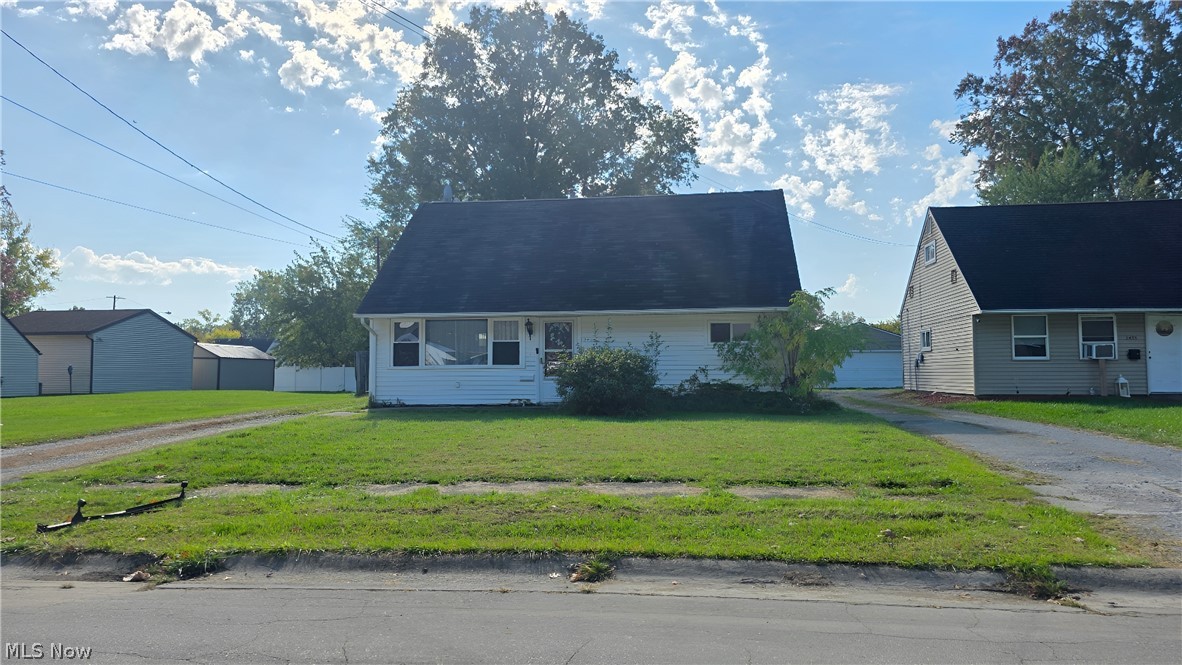 2425 Stephens Avenue NW Warren OH 44485