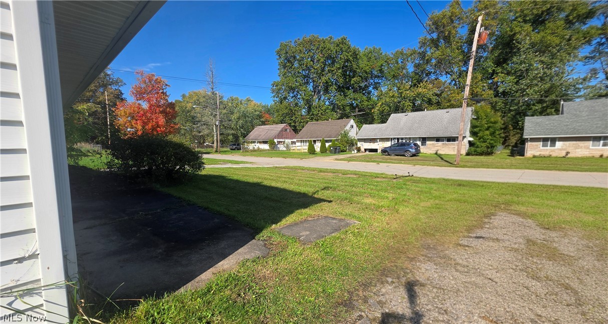 2425 Stephens Avenue NW Warren OH 44485