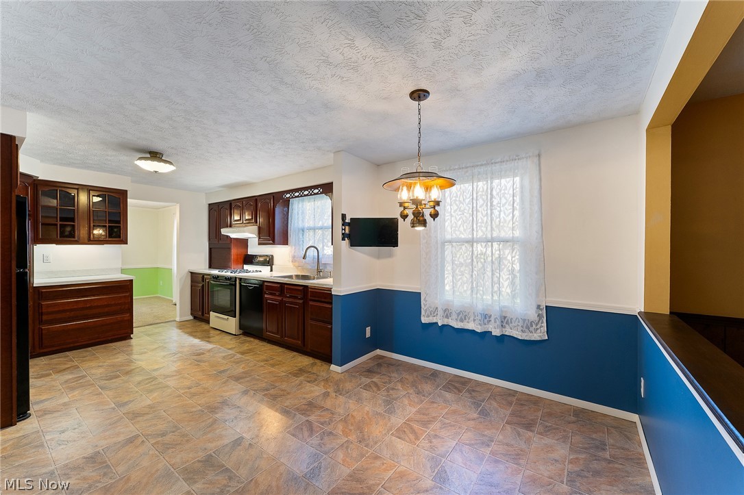 2085 Woodland Trace Street Austintown OH 44515