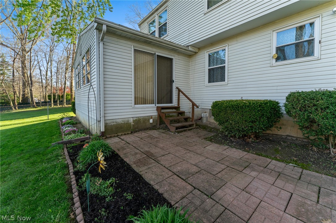 2085 Woodland Trace Street Austintown OH 44515
