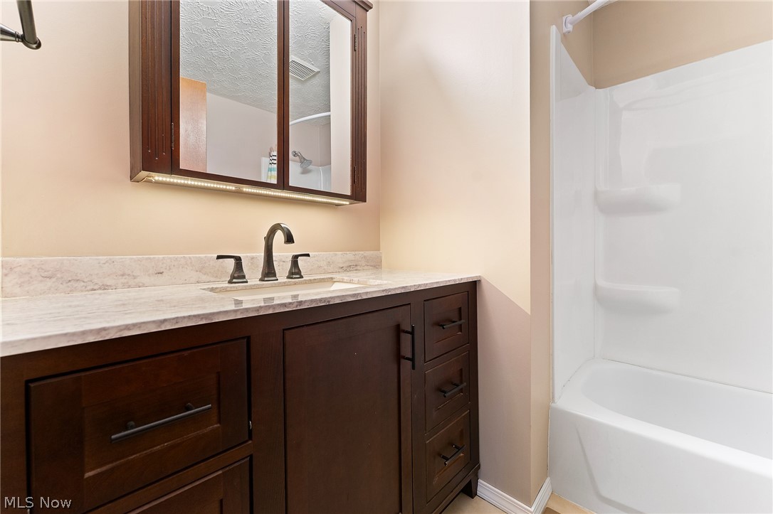 2085 Woodland Trace Street Austintown OH 44515