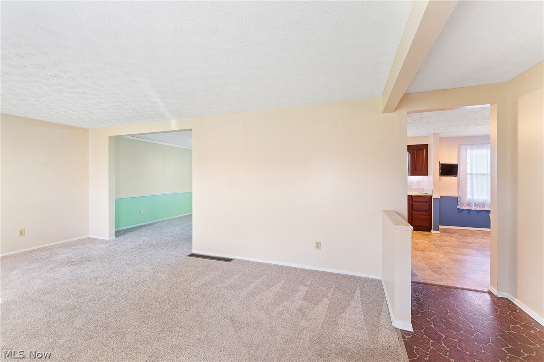 2085 Woodland Trace Street Austintown OH 44515