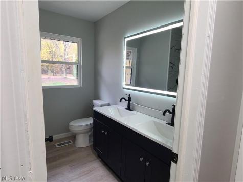 3116 Ridgehill Avenue Alliance OH 44601