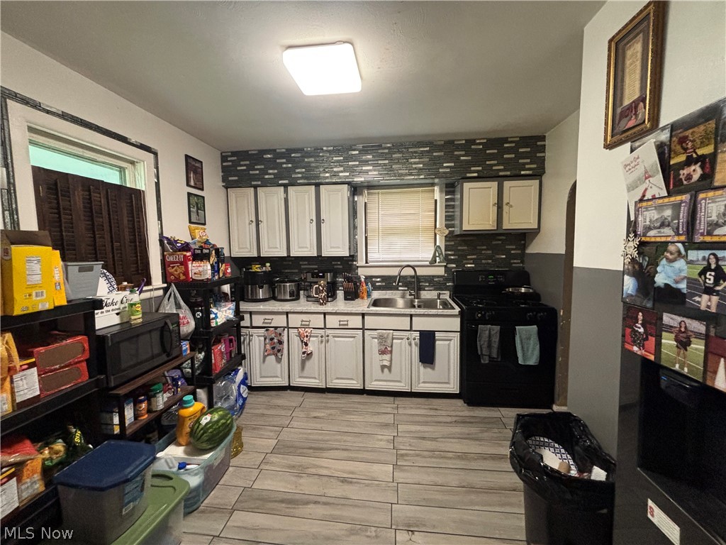 2574 Mount Vernon Avenue Youngstown OH 44502