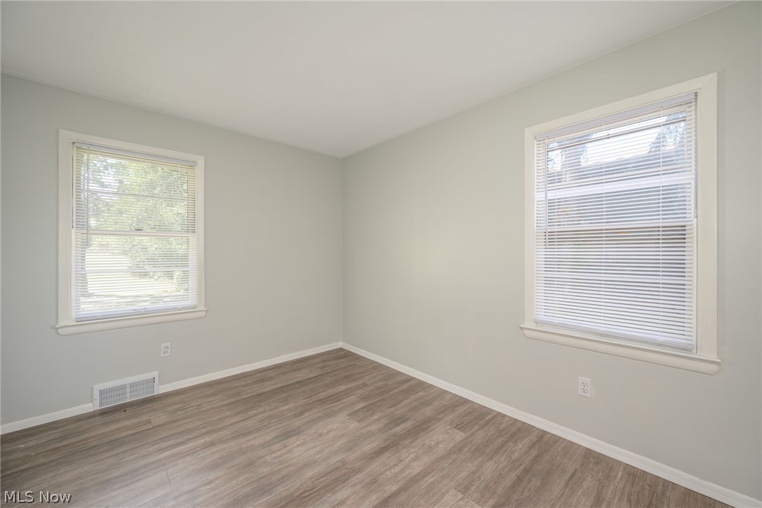 7570 Richmond Road Oakwood Village OH 44146