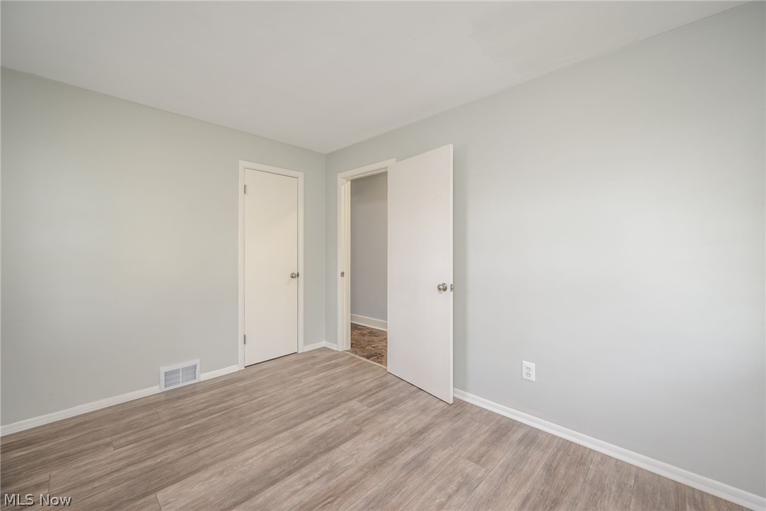 7570 Richmond Road Oakwood Village OH 44146