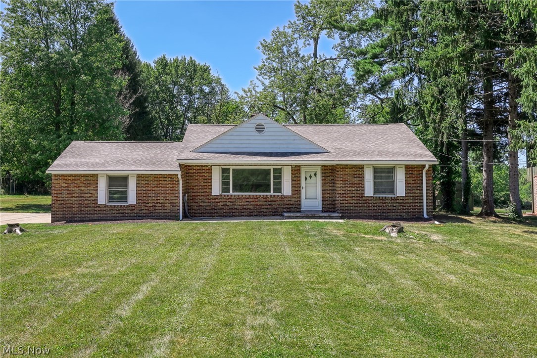 7570 Richmond Road Oakwood Village OH 44146