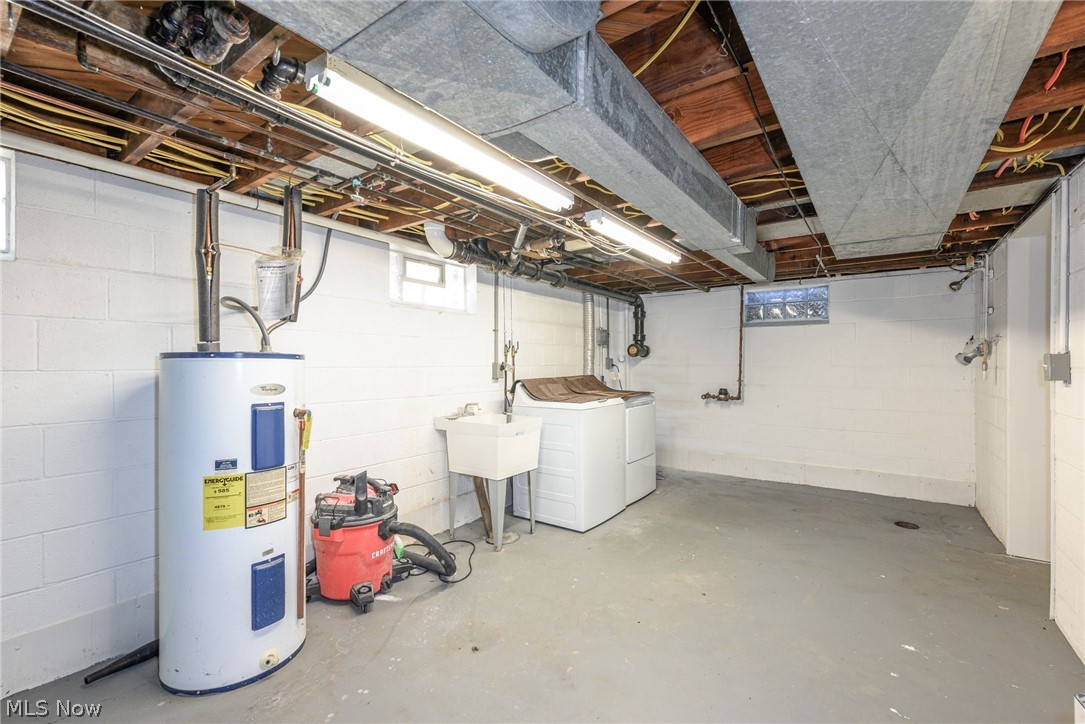 7570 Richmond Road Oakwood Village OH 44146