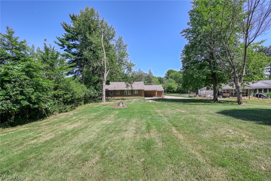 7570 Richmond Road Oakwood Village OH 44146