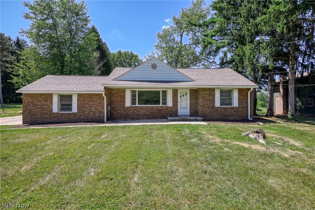 7570 Richmond Road Oakwood Village OH 44146