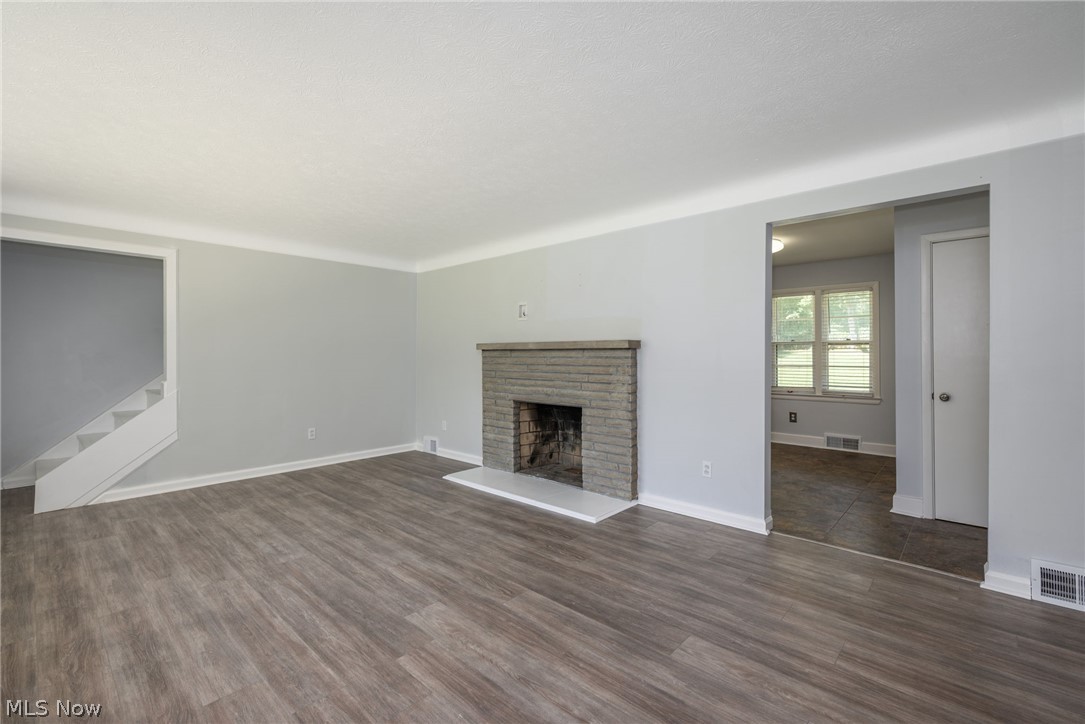 7570 Richmond Road Oakwood Village OH 44146
