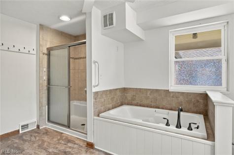 860 Meridian Street Akron OH 44310