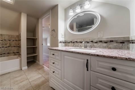 3598 Cedarbrook Road University Heights OH 44118