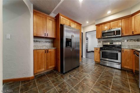 3598 Cedarbrook Road University Heights OH 44118