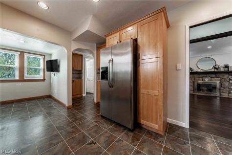 3598 Cedarbrook Road University Heights OH 44118