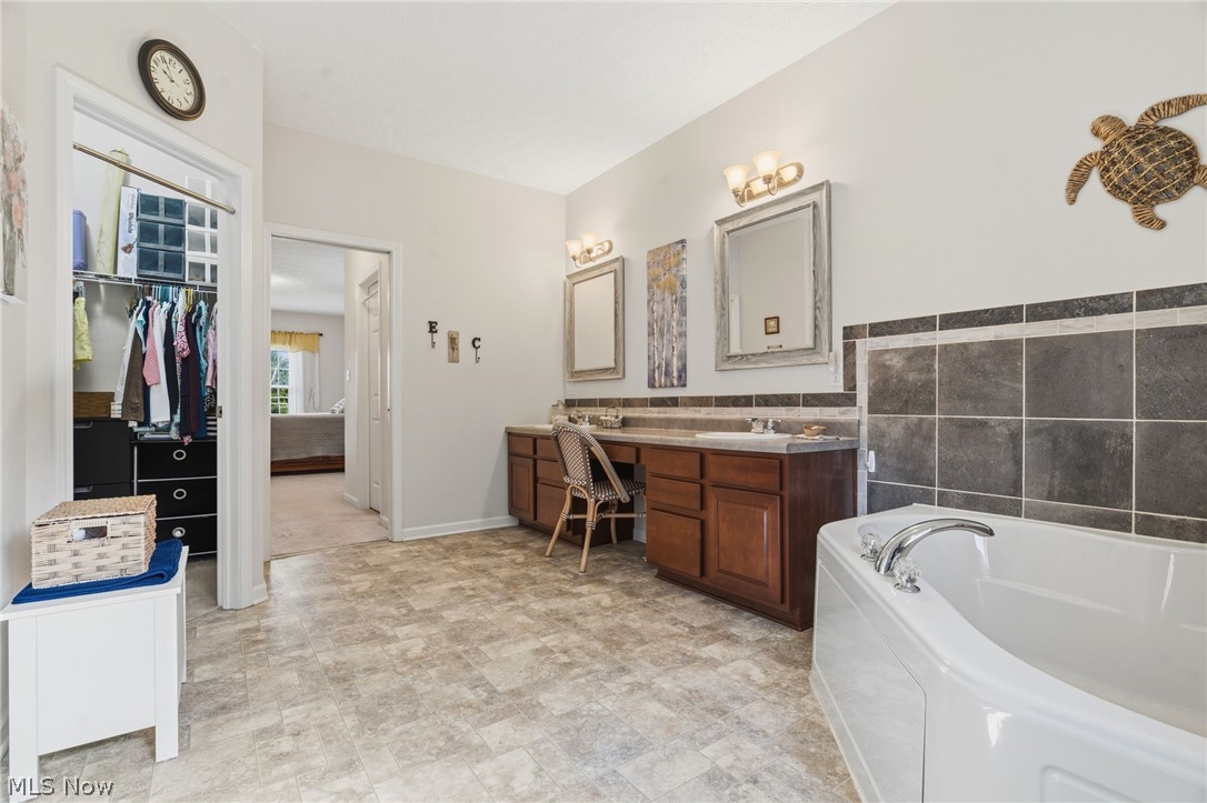 35895 Deersville Road Cadiz OH 43907