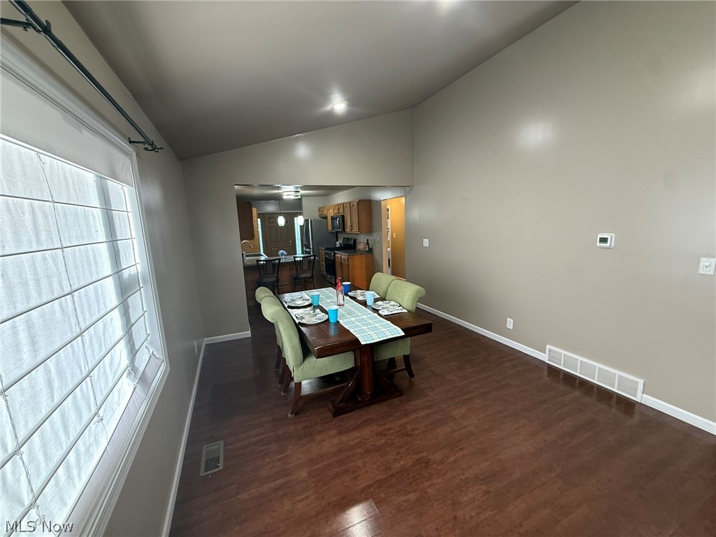 456 Beucler Avenue NW Bolivar OH 44612