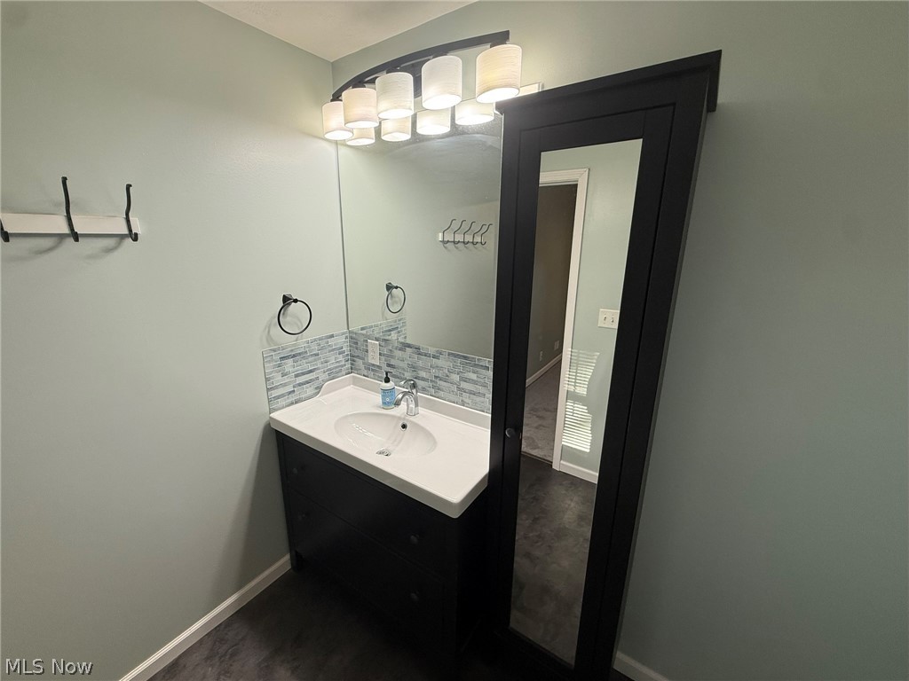 456 Beucler Avenue NW Bolivar OH 44612