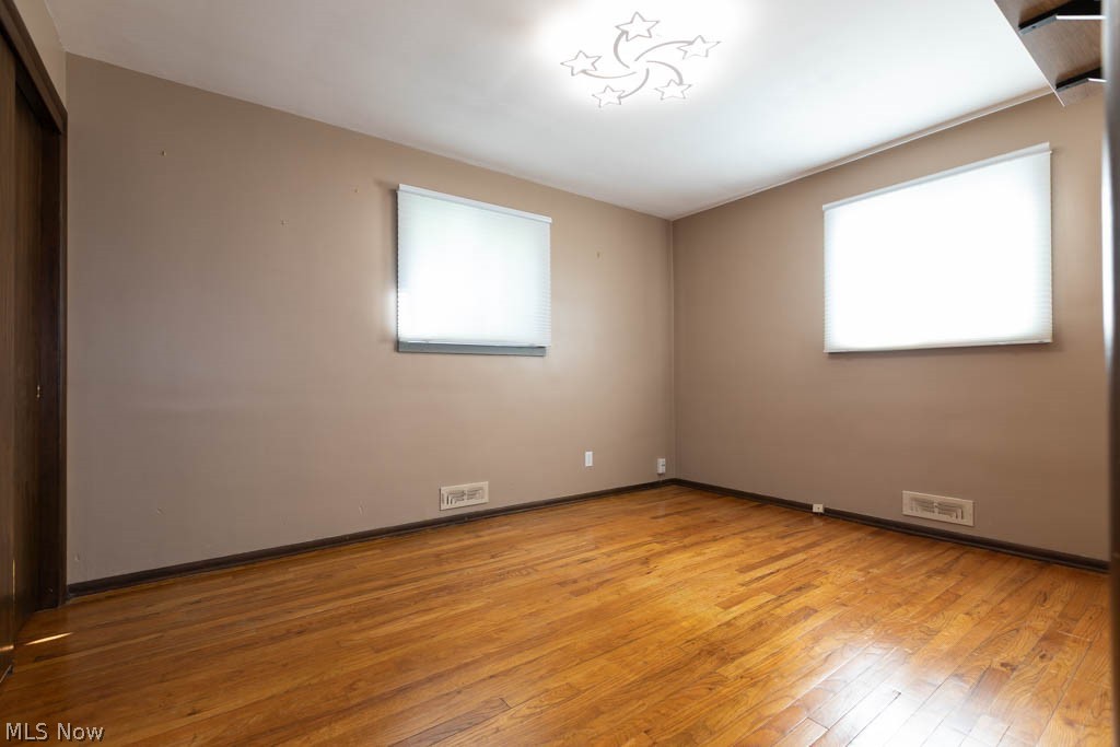 5180 Thornbury Road Lyndhurst OH 44124