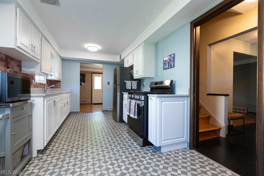 5180 Thornbury Road Lyndhurst OH 44124