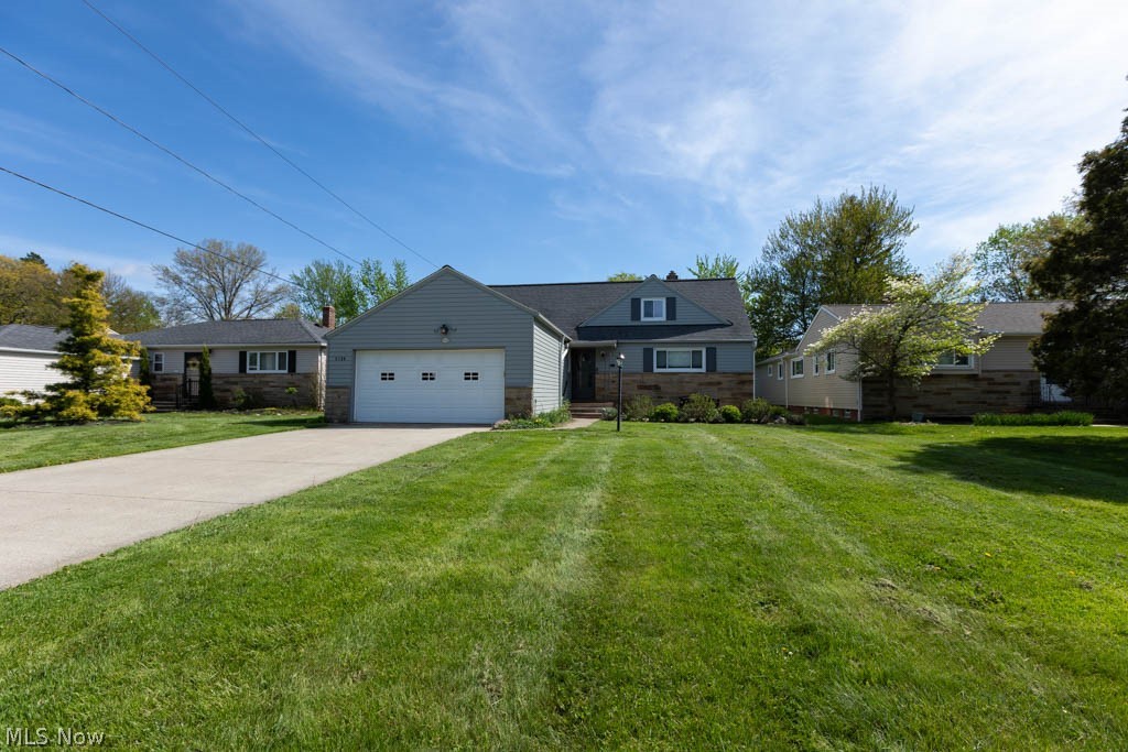 5180 Thornbury Road Lyndhurst OH 44124