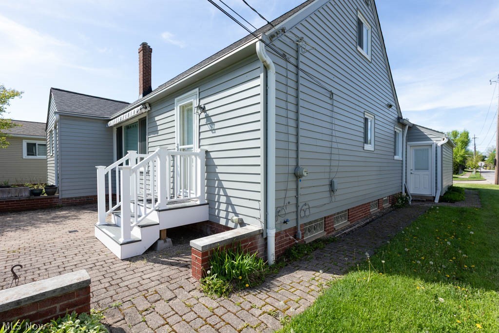 5180 Thornbury Road Lyndhurst OH 44124