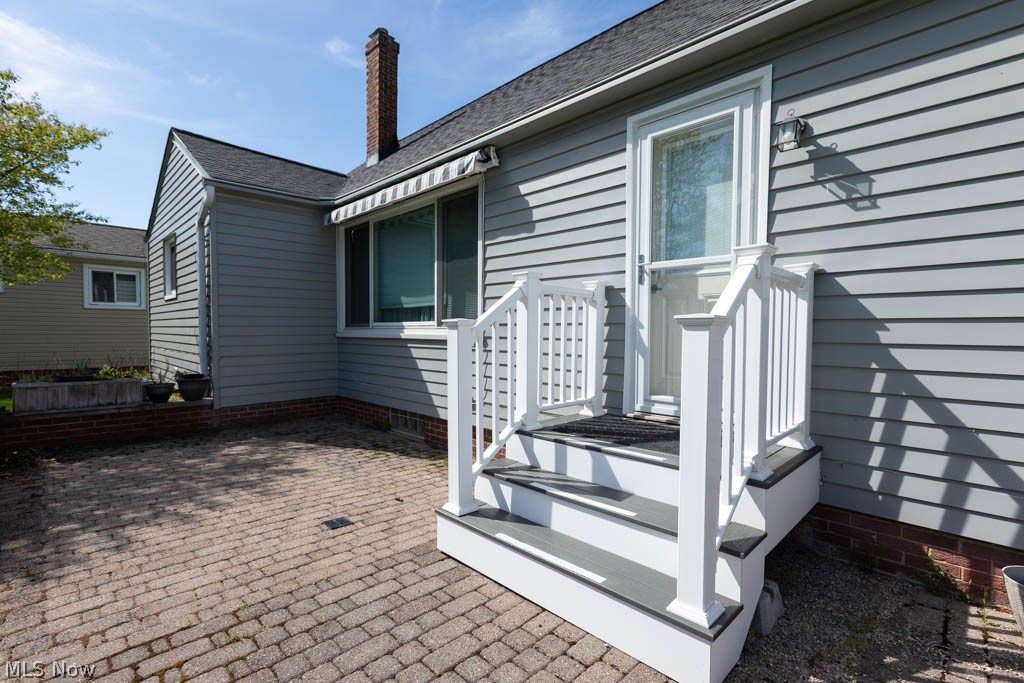 5180 Thornbury Road Lyndhurst OH 44124