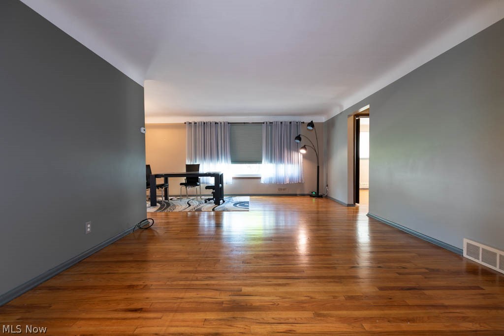 5180 Thornbury Road Lyndhurst OH 44124