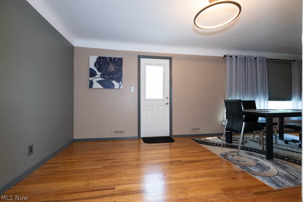 5180 Thornbury Road Lyndhurst OH 44124