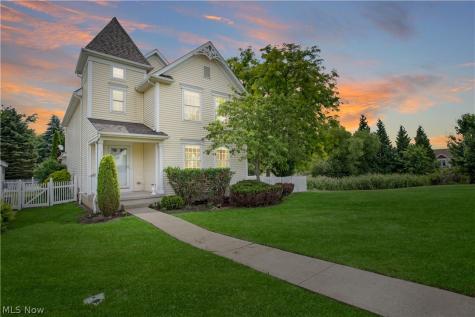 1117 Grove Lane Medina OH 44256
