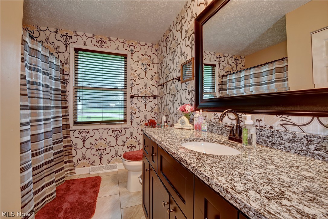 9263 Manchester Avenue SW Beach City OH 44608