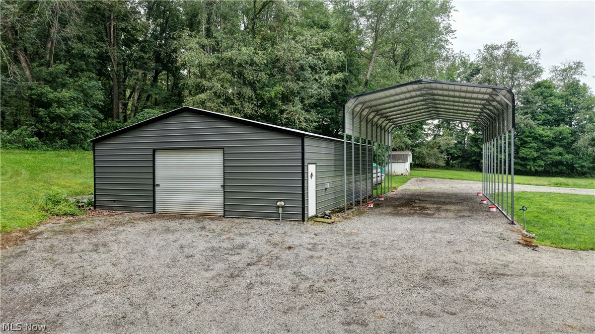 9263 Manchester Avenue SW Beach City OH 44608