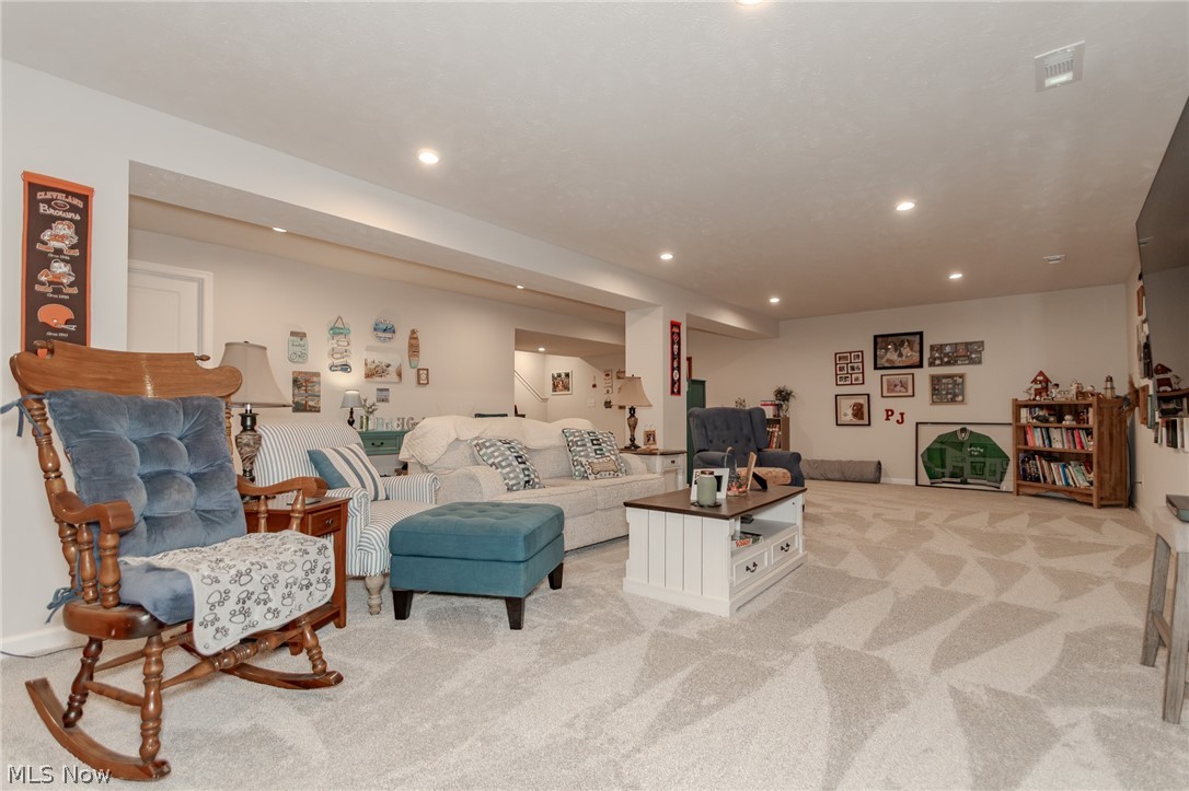 1718 Creekside Court Painesville OH 44077