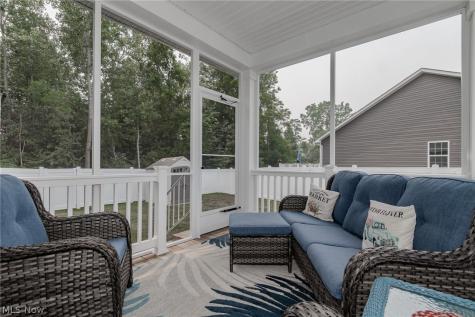 1718 Creekside Court Painesville OH 44077
