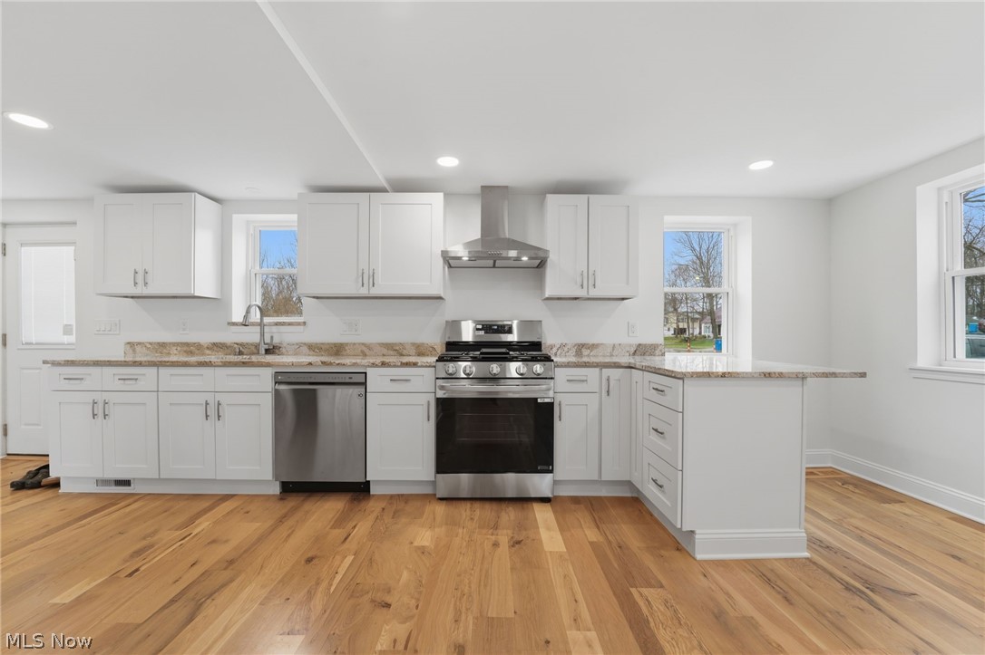 13829 Carlton Street Burton OH 44021