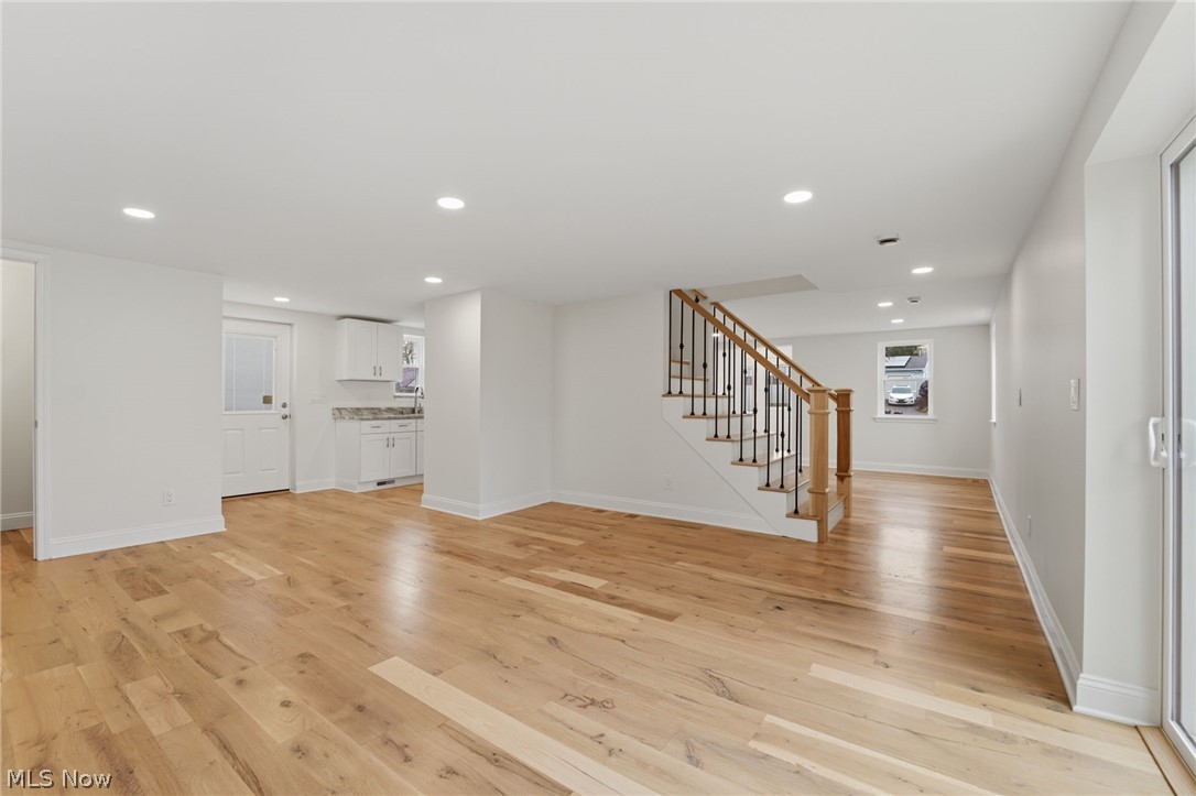 13829 Carlton Street Burton OH 44021